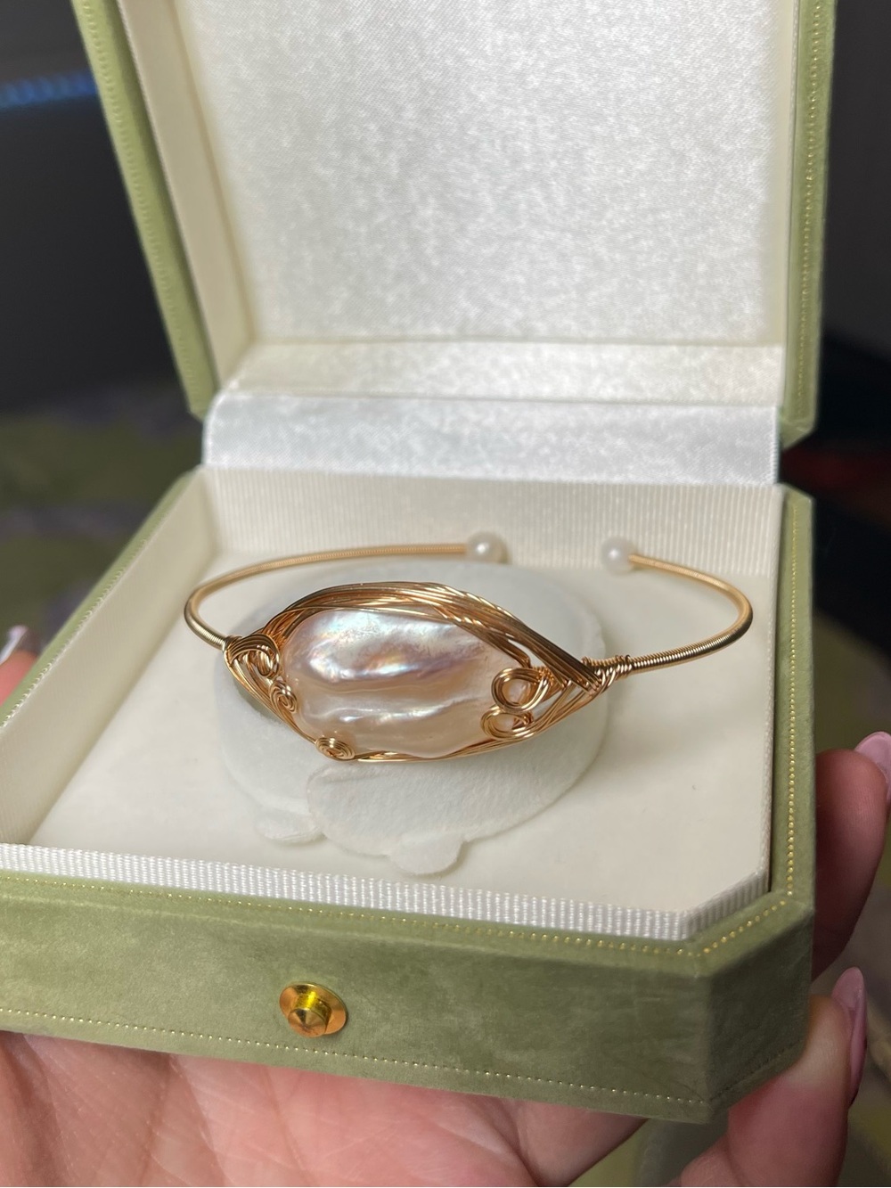 Handcrafted Baroque Pearl Gold Wire-Wrapped Bangle